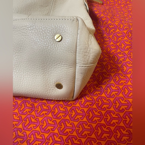 Tory Burch Purse - Picture 8 of 12